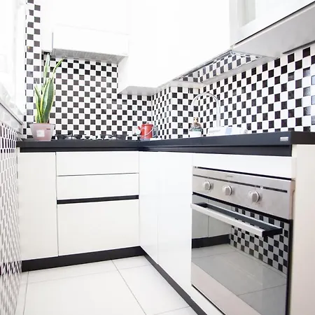 Apartment Citta' Studi - British School Area- Wifi-3pax