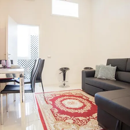 Apartment Citta' Studi - British School Area- Wifi-3pax Milan