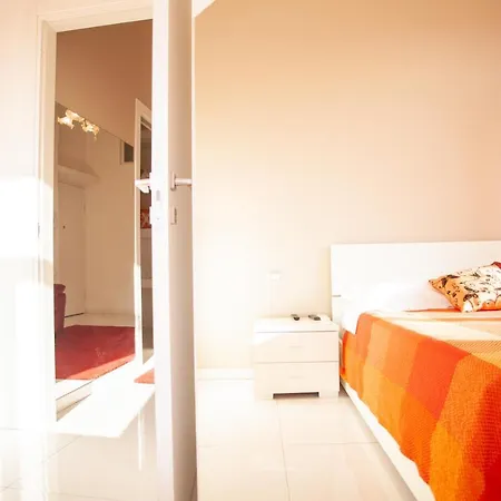 Apartment Citta' Studi - British School Area- Wifi-3pax